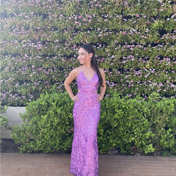 Windsor purple sparkly prom dress with open back - Picture 4 of 5